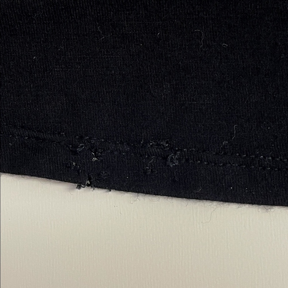 Women’s Adam Levine Black Cut Out Tunic Tee Size XS - Picture 8 of 11